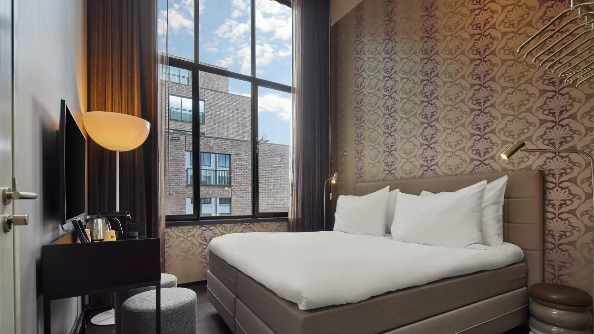 Westcord Hotel Eindhoven 4*,  Netherlands