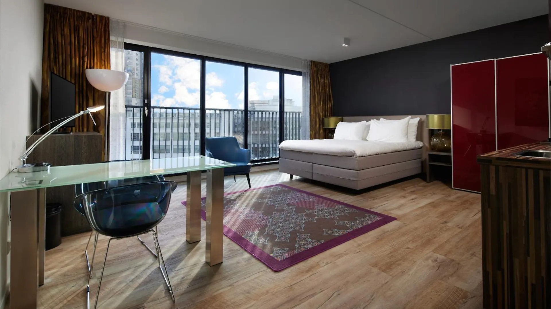 Westcord Hotel Eindhoven 4*,